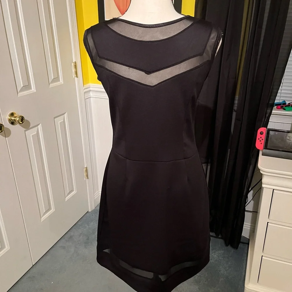Black dress Size Small S - Picture 1 of 3